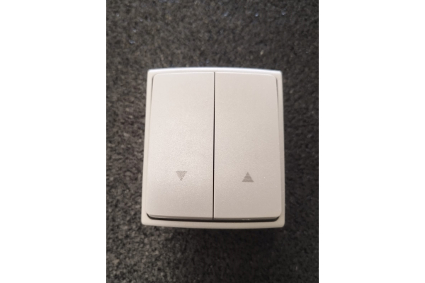 Interrupteur extérieur filaire stable IM07 - Orilon - Votre spécialiste de stores, pergolas et pièces détachées 2